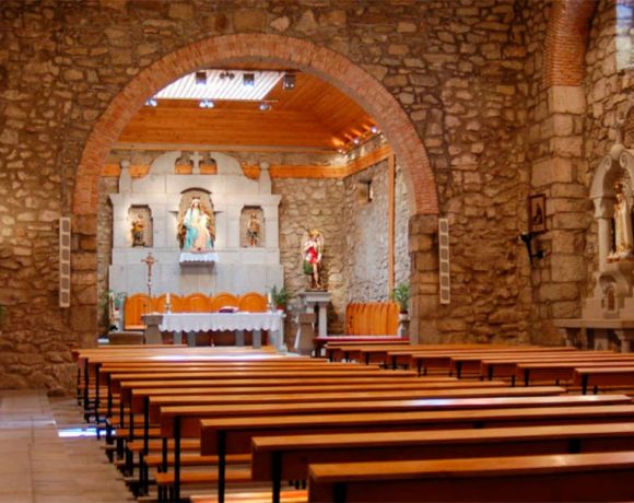 Interior de la Parroquia de San Miguel Arcángel