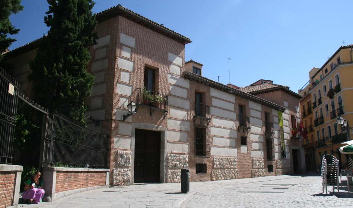 Entrada del Museo de San Isidro de Madrid