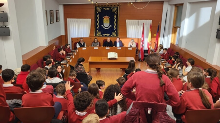 Fiesta de la Constitución y los Colegios en el Ayuntamiento de Moralzarzal, con la ausencia del Colegio El Raso2