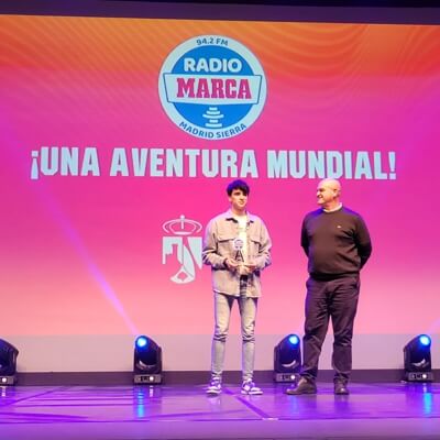 Sofía García y Víctor Blanco, Moralzarzal, premiados en la Gala Radio Marca Madrid Sierra (1)
