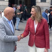 Plan Vive José Mª Moreno, agradeciendo el apoyo de la Consejera de Medio Ambiente, Vivienda y Agricultura, Paloma Martín
