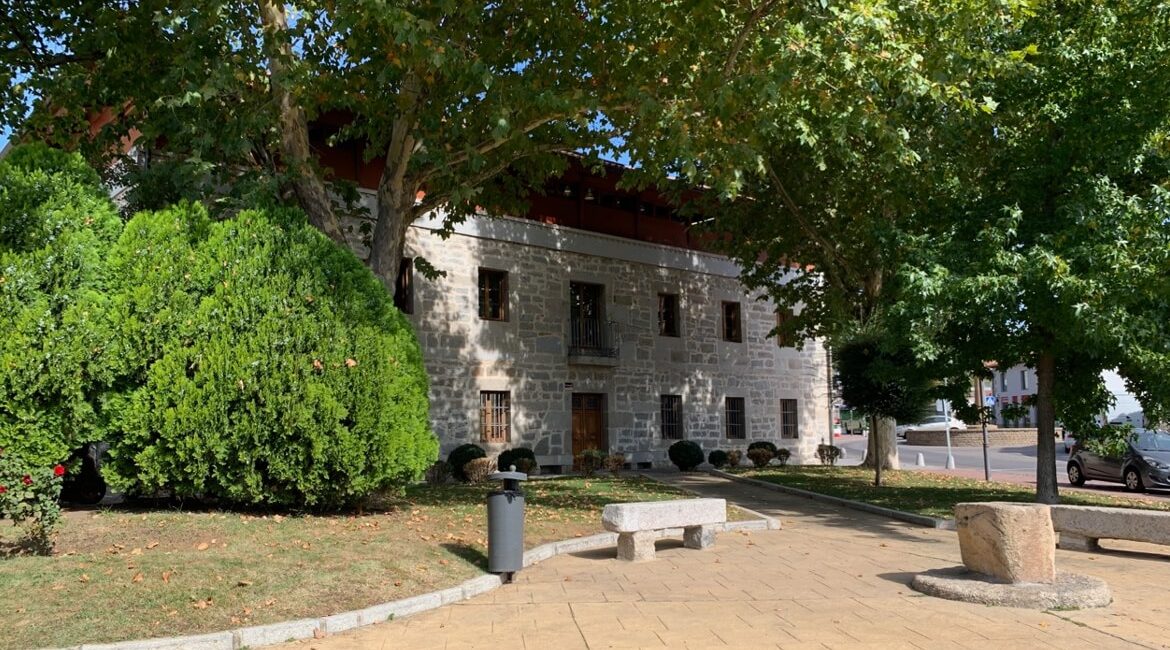 La Biblioteca de Moralzarzal, la más activa de la Sierra de Madrid