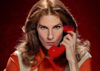 Carmen, nada de nadie, dedicada a la jefa de gabinete de Adolfo Suárez durante la transición, en el Teatro de Moralzarzal