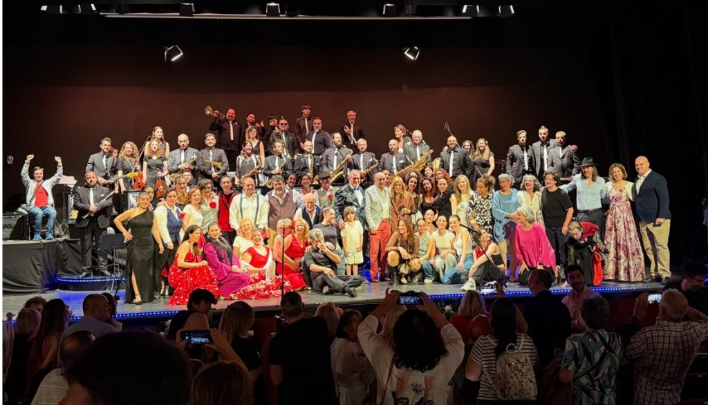 Mira el vídeo es la espectacular gala XX Aniversario del Centro Cultural de Moralzarzal