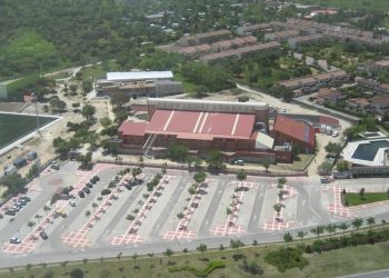 Nuestro-gran-Pabellon-Polideportivo-de-Moralzarzal-cumple-25-anos-aerea