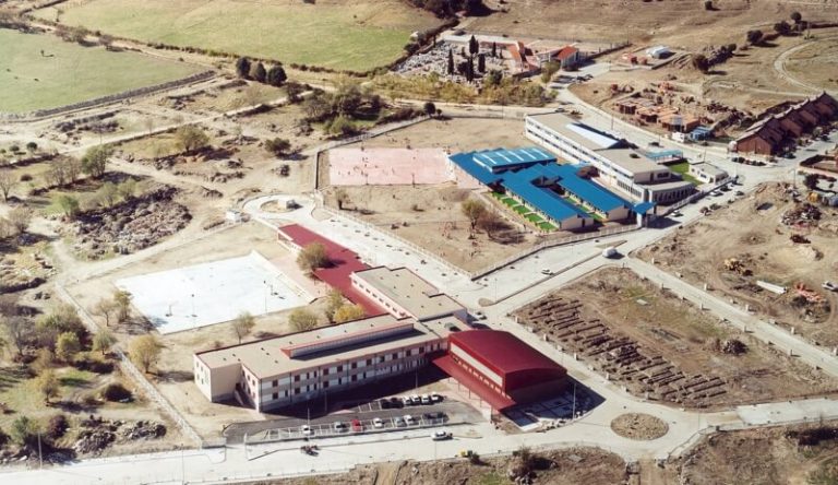 25 Aniversario del Colegio San Miguel Arcángel y del Instituto Carmen Martín Gaite de Moralzarzal