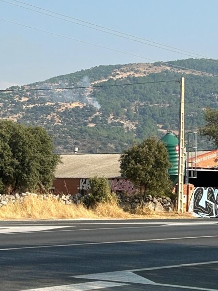 Controlado un conato de incendio en la Ladera Matarrubia en el término de Moralzarzal hoy