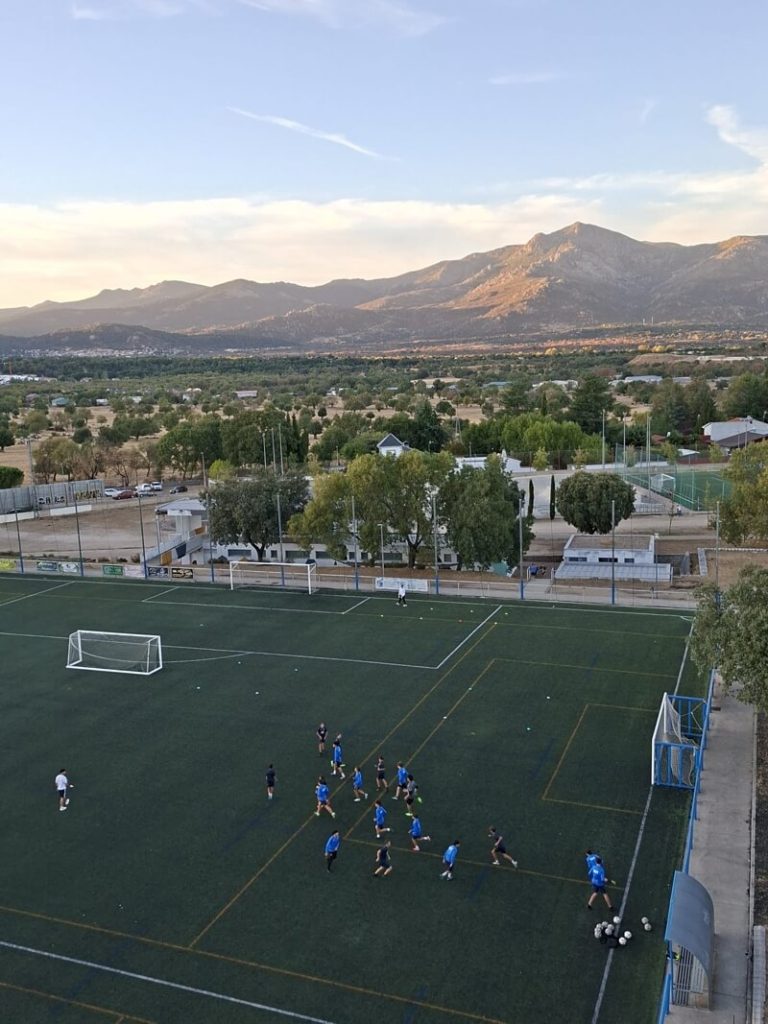 5.000 deportistas disfrutan de forma habitual de la Ciudad Deportiva Navafría de Moralzarzal