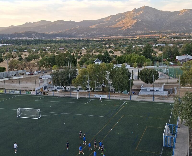 5.000 deportistas disfrutan de forma habitual de la Ciudad Deportiva Navafría de Moralzarzal