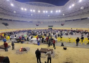 Bienvenida a la Navidad en Moralzarzal con una Castañada Popular en la Plaza de Toros, panorámica