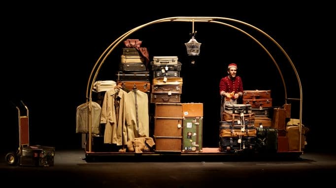 Check Out, una Comedia Visual que te hará reflexionar, el sábado 27 de diciembre en el Teatro de Moralzarzal