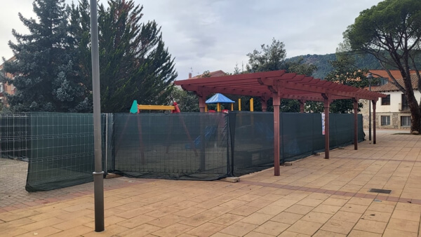 Comienzan las obras de embellecimiento en el entorno de El Hogar de Mayores de Moralzarzal diciembre 2025