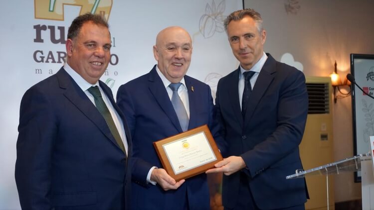 José María Moreno Martín recibe el Garbanzo Dorado 2026 y sucede en el galardón a la Presidenta Isabel Díaz Ayuso