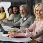 Actualízate en el Hogar de Mayores de Moralzarzal, nuevos cursos tecnológicos con La Caixa