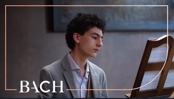 Adriel González Meza, vecino de Moralzarzal, brilla en Europa y conquista a la Bach Society con 15 años de edad