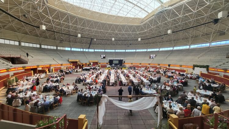 Comida con nuestros mayores 2026, un homenaje a quienes construyeron nuestro presente