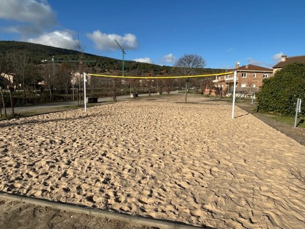 Nuevas instalaciones en Las Hachazuelas, voley playa, Moralzarzal