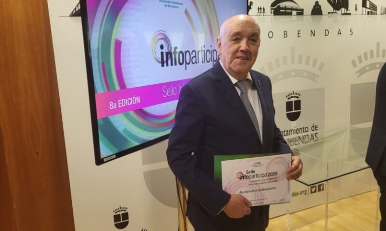 José Mª Moreno, alcalde de Moralzarzal, recibe oficialmente el Sello Infoparticipa 2025 y se consolida como referente en transparencia municipal