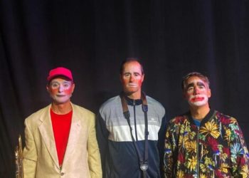 El festival Cirqueando trae a Moralzarzal el aclamado clown musical de Obertura (Allegro ma non troppo)