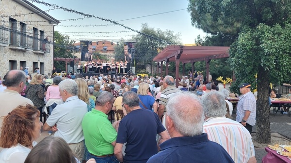 Moralzarzal celebra la tradicional Verbena del Día del Abuelo el domingo 26 de julio