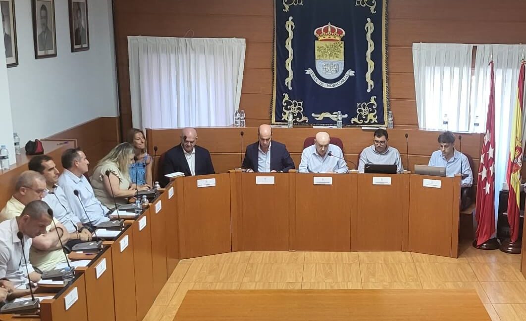 El Pleno aprueba la concesión de 51.000 euros en ayudas directas a las AMPAS, los clubes deportivos y el comercio local de Moralzarzal