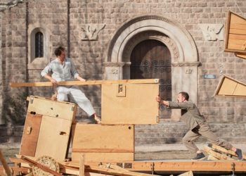 El circo poético e innovador de Manolo Alcántara llega al Parque El Raso de Moralzarzal con su galardonado espectáculo Maña