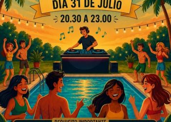 Fiesta nocturna en la Piscina Municipal de Moralzarzal para celebrar el ecuador del verano con_