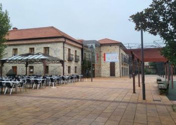 Cambio de suelo El Hogar de Mayores de Moralzarzal