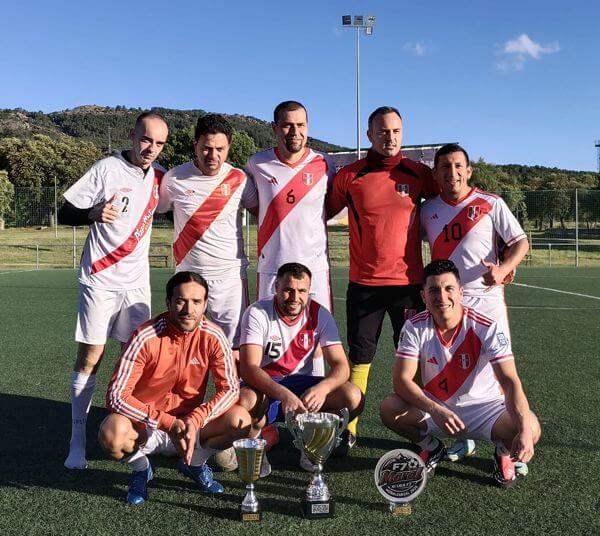 DEFENSOR PERÚ. Cerca de 1.000 futbolistas arrancan en octubre las Ligas de F7 Senior y Veteranos en Moralzarzal